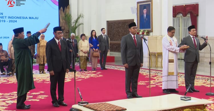 Presiden Joko Widodo Resmi melantik 3 Wakil Menteri (Wamen) di Istana Kepresidenan